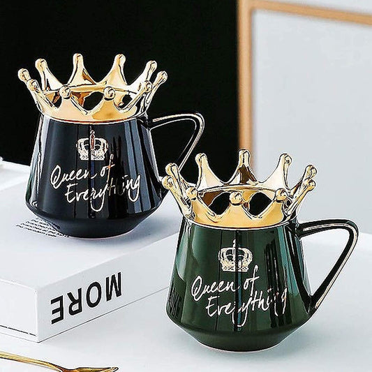 TIO's Set of 2 Queen Coffee Mug, Coffee Mug with Lid, Ceramic Coffee Mug with Spoon (400ml - Black & Golden)