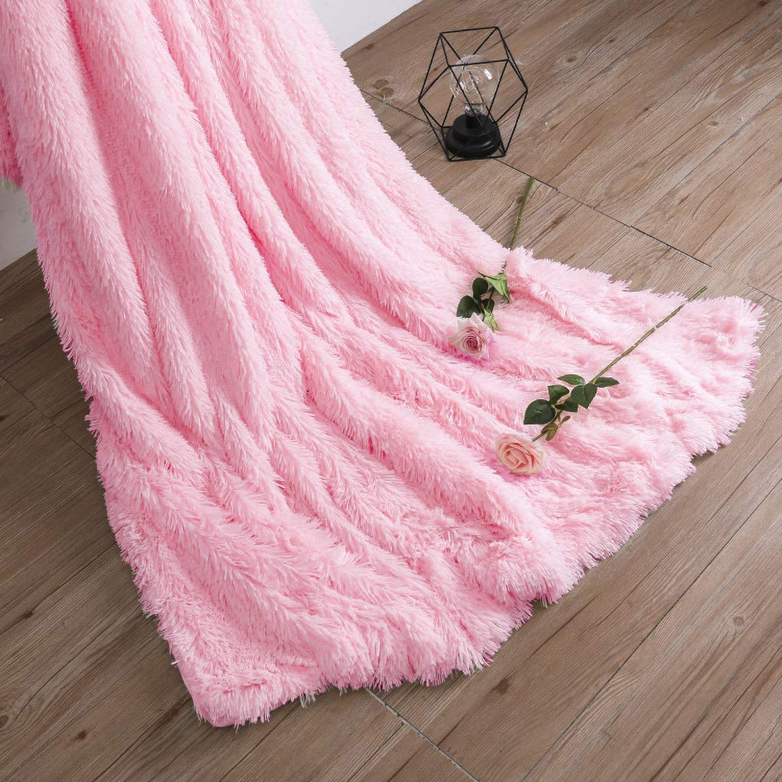 TIO's Super Soft Shaggy Faux Fur Blanket, Plush Fuzzy Bed Throw Decorative Washable Cozy Sherpa Fluffy Blankets for Couch Chair Sofa (Pink 30" x 40")