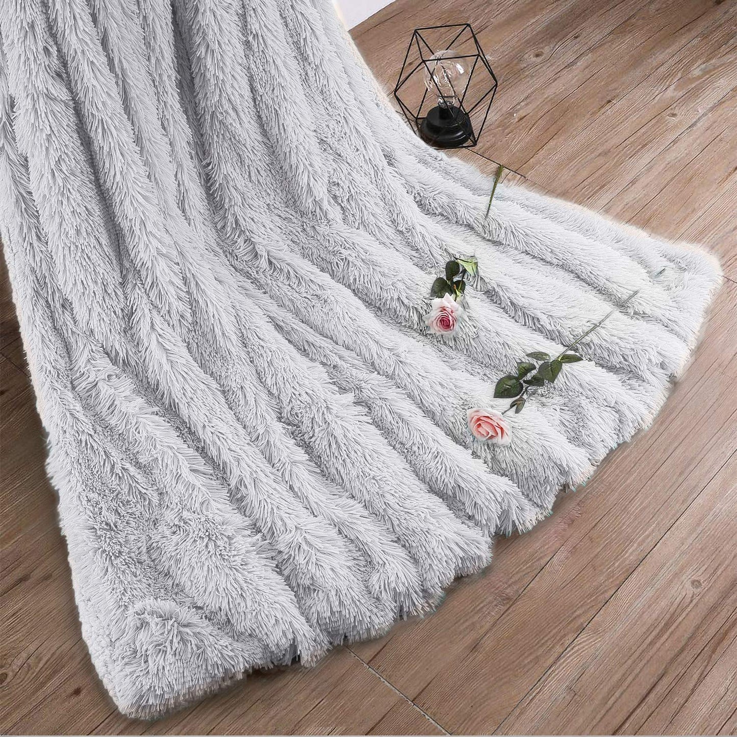 TIO's Super Soft Shaggy Faux Fur Blanket, Plush Fuzzy Bed Throw Decorative Washable Cozy Sherpa Fluffy Blankets for Couch Chair Sofa (Light Grey)